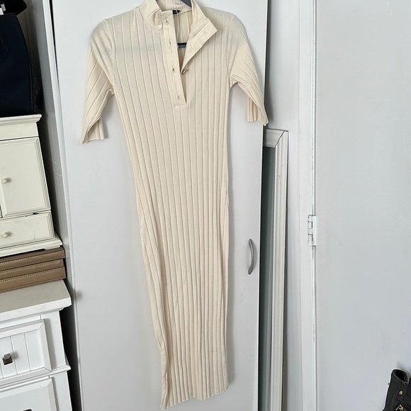 ZARA - short sleeve cream dress - Picture 2 of 7